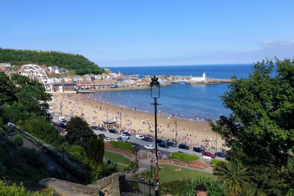 Vila 200 Year Old Large Townhouse With Sea Views Scarborough Exteriér fotografie