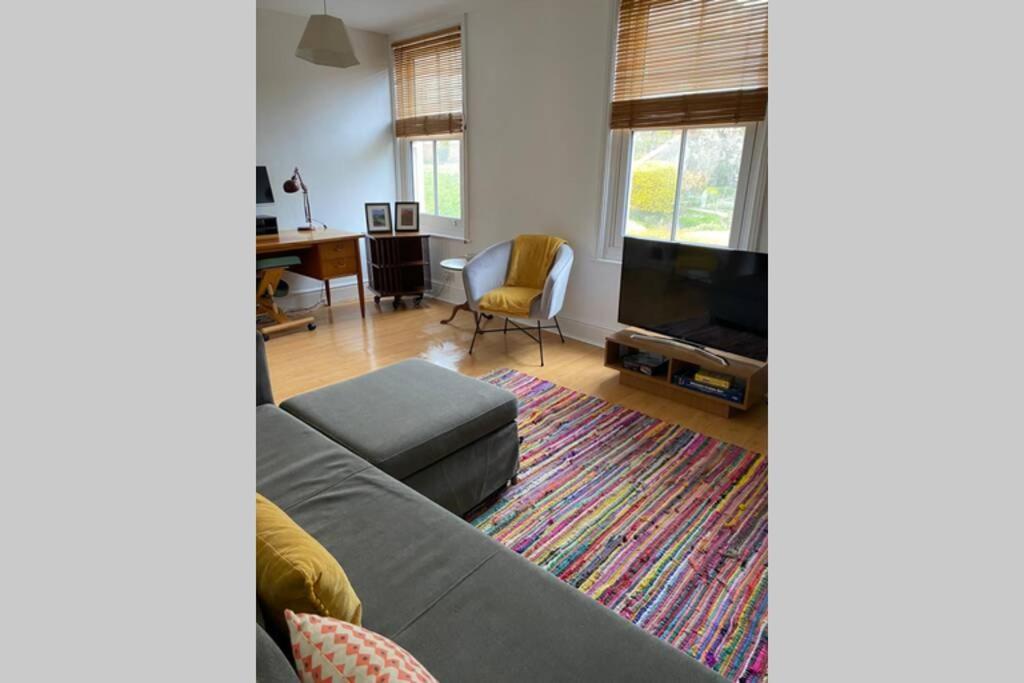 Vila 200 Year Old Large Townhouse With Sea Views Scarborough Exteriér fotografie